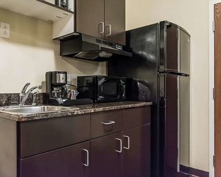 Quality Inn,New Brunswick>>Moncton,3 star