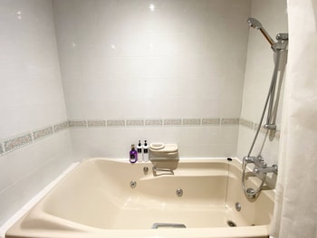 nt place sukhumvit suites