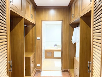 nt place sukhumvit suites