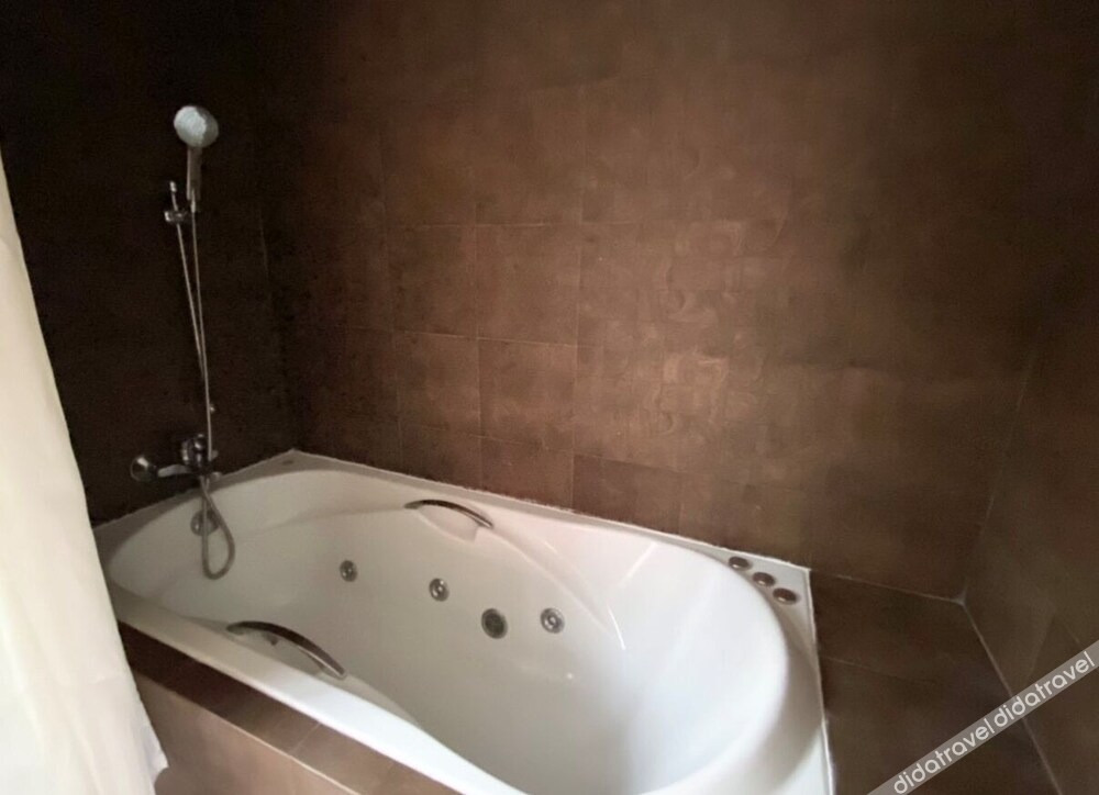 nt place sukhumvit suites