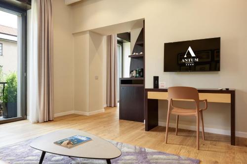 antum hotel