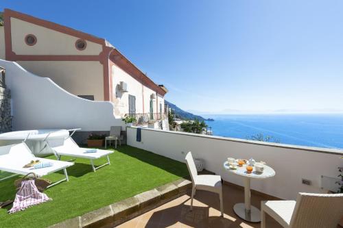 Casa Terry - Lovely Apartment With Sea View,,4 star