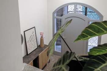 Basco Guest House,,4 star