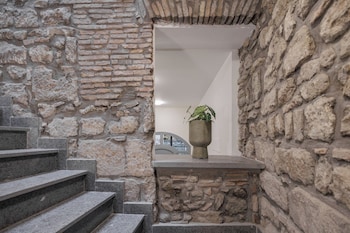 Basco Guest House,,4 star