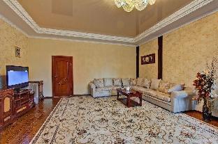 Grand Hotel,Manas Square>>Bishkek,4 star
