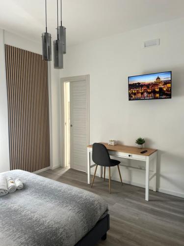 Tiburtina Urban Rooms,,4 star