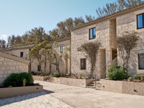 Mangia's Costa Ragusa Borgo - New Opening,,5 star