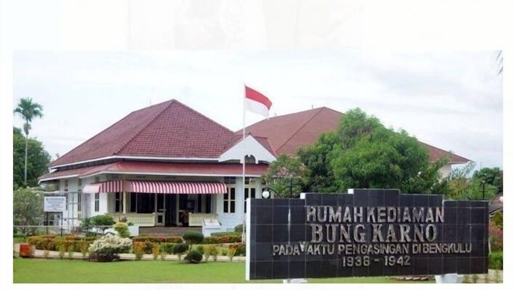 xtra hotel bengkulu
