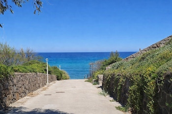 hotiday castelsardo spiaggia