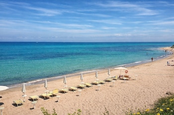 hotiday castelsardo spiaggia
