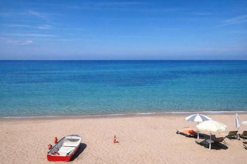 hotiday castelsardo spiaggia