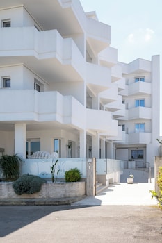 hotiday porto cesareo laguna