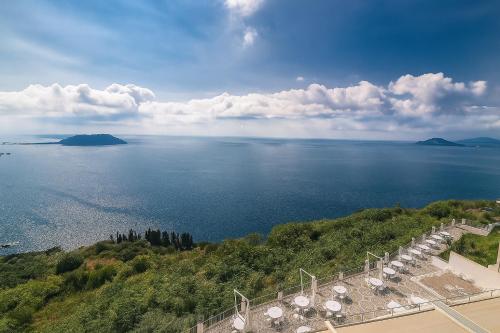 hotiday pozzuoli