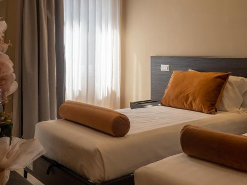 n42 hotel