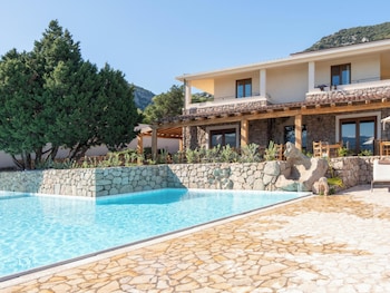 hotiday cala gonone