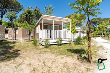 hotiday lodge viareggio