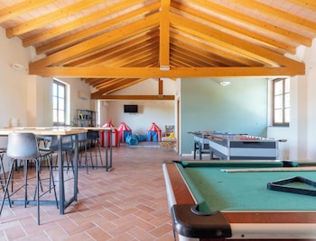 hotiday lodge viareggio