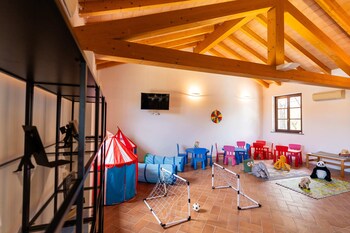 hotiday lodge viareggio