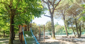hotiday lodge viareggio