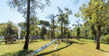 hotiday lodge viareggio