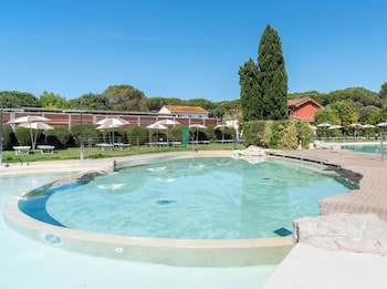 hotiday lodge viareggio