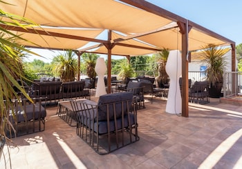 hotiday lodge viareggio