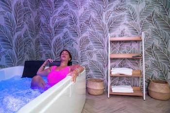 corte atenea experience and spa