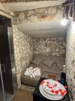 la dolce vita rooms and suites