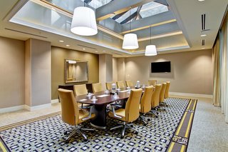 homewood suites by hilton cincinnati downtown