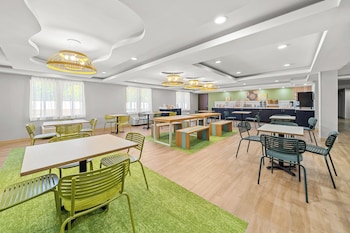 spark by hilton milford boston
