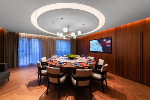 Intercity Hotel Shanghai Nanjing Road Pedestrian Street The Bund,,5 star