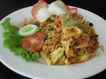 swift inn aeropolis airport