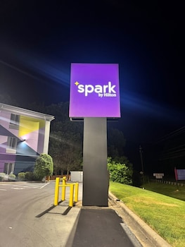 spark by hilton asheville blue ridge parkway