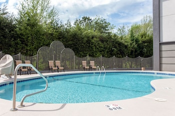 Spark By Hilton Asheville Blue Ridge Parkway,,3 star