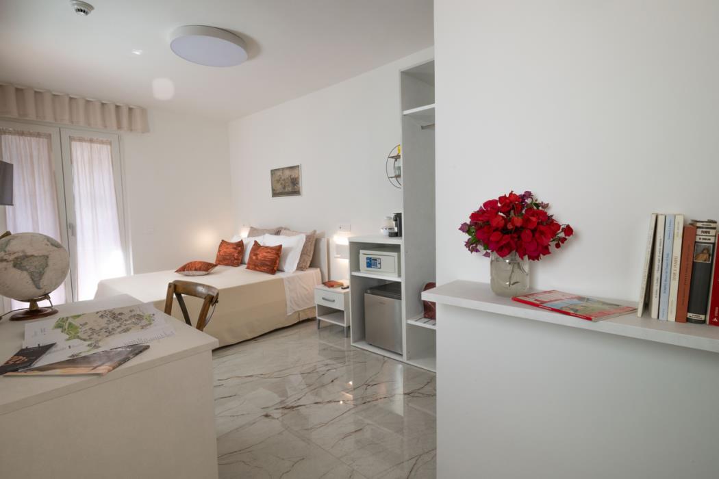 core amalfitano pompeii city suites
