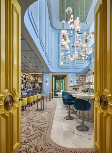 andaz shanghai itc