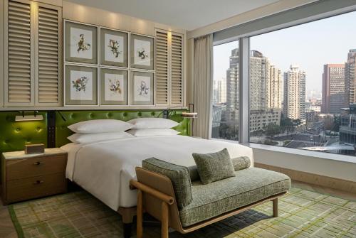 andaz shanghai itc