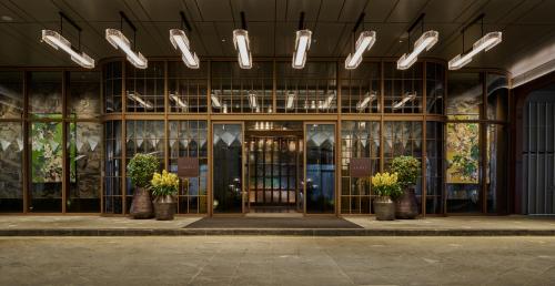 andaz shanghai itc