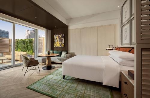 andaz shanghai itc