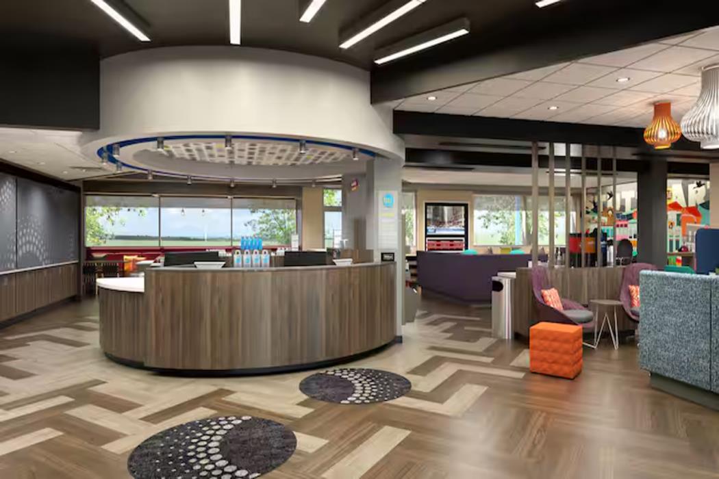 tru by hilton milton