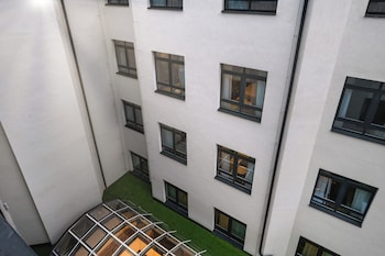 mamaison vibe hotel downtown budapest