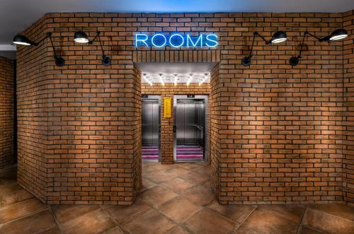 mamaison vibe hotel downtown budapest
