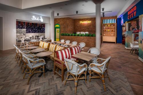 mamaison vibe hotel downtown budapest