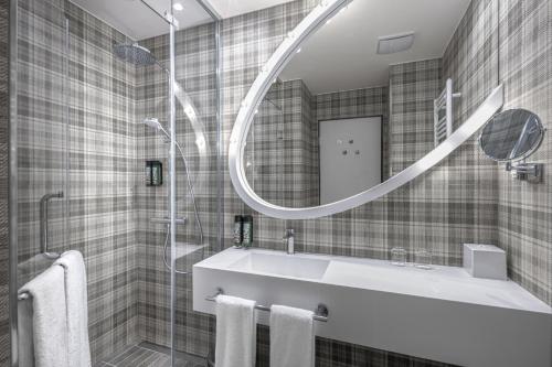 mamaison vibe hotel downtown budapest