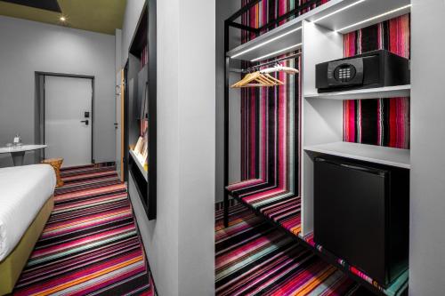 mamaison vibe hotel downtown budapest
