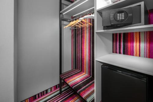 mamaison vibe hotel downtown budapest
