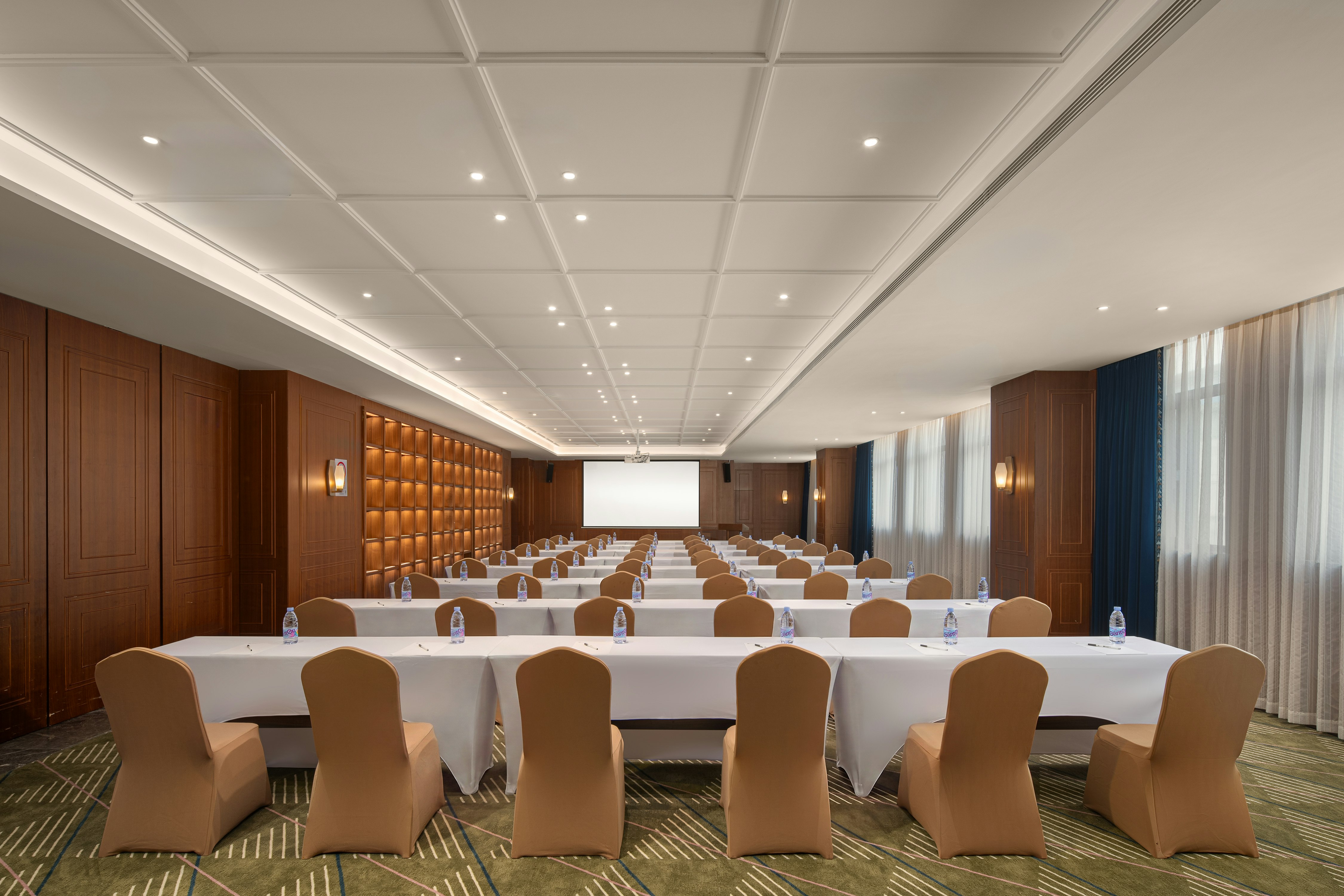 hilton garden inn shanghai wujiaochang
