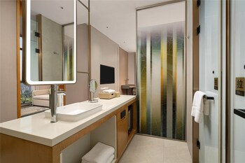 hilton garden inn shanghai wujiaochang