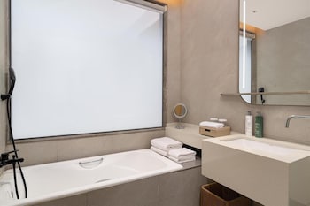 hilton garden inn shanghai wujiaochang