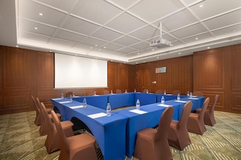 hilton garden inn shanghai wujiaochang